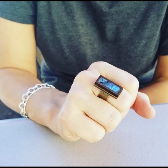 HANDMADE Jewelry Set Artisan ABALONE Wood Shell Pendant Ring & Dangle Earrings - Picture 6 of 6